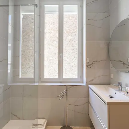 Beautiful Renovated Near Croisette Apartment *