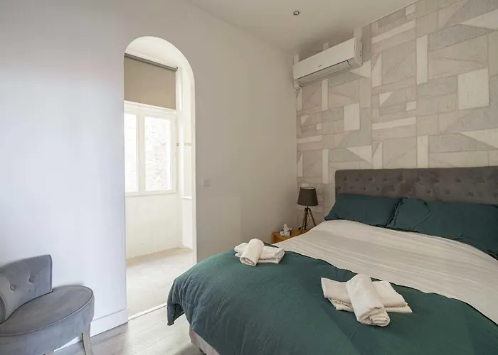 Beautiful Renovated Near Croisette *